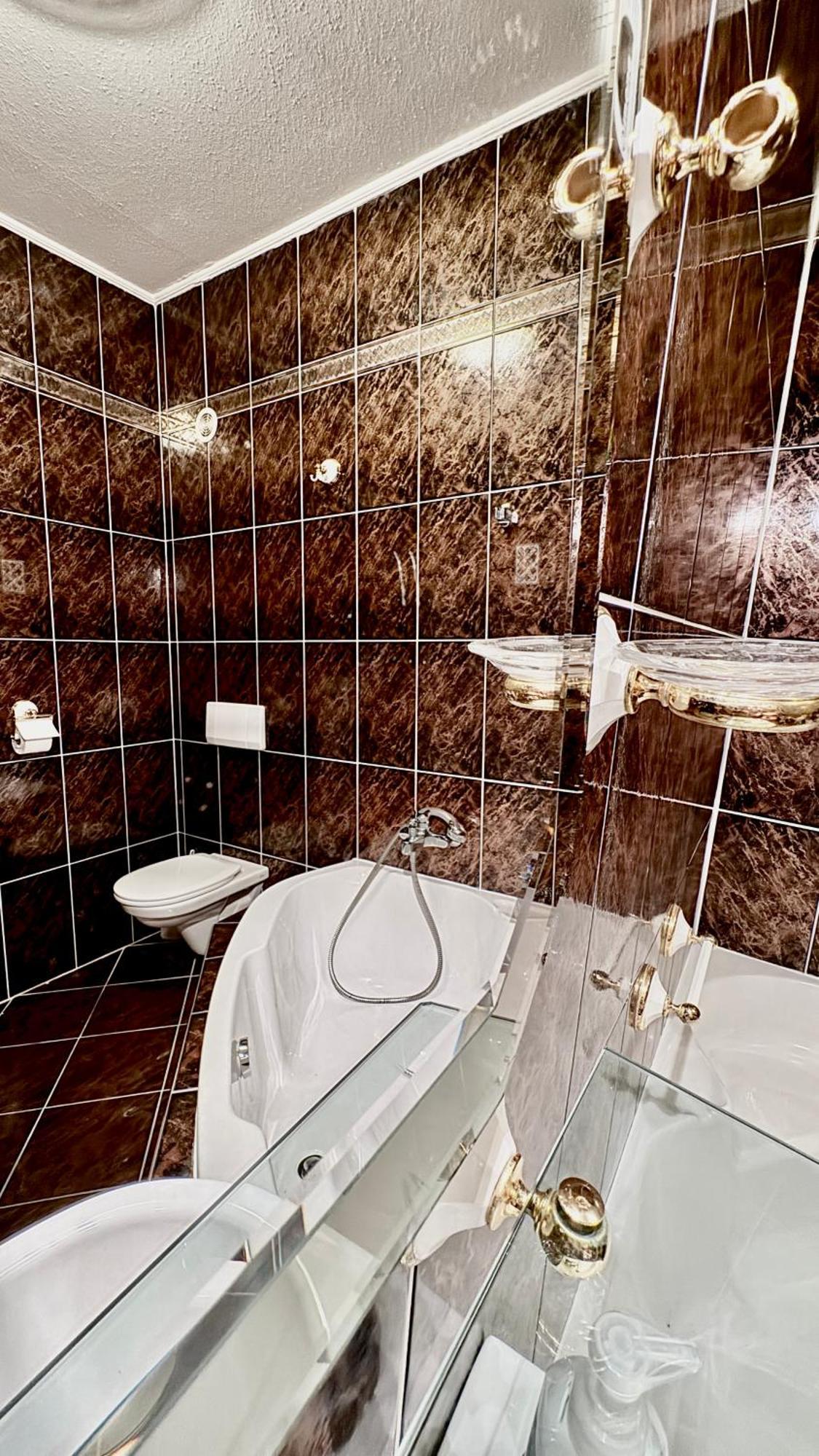 5 Haloszobas Wellness Vip House - Privat Medence Шиофок Экстерьер фото